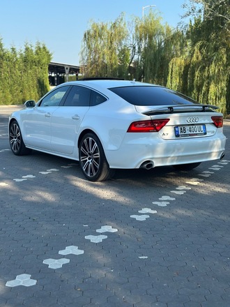 Audi A7 quattro