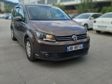 Cars: Touran Automatic 