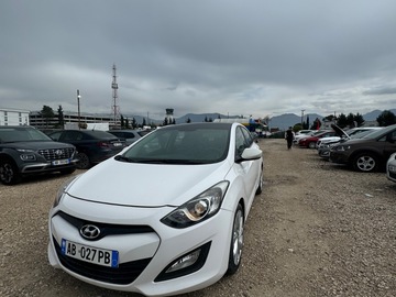 Cars: Hyundai i30