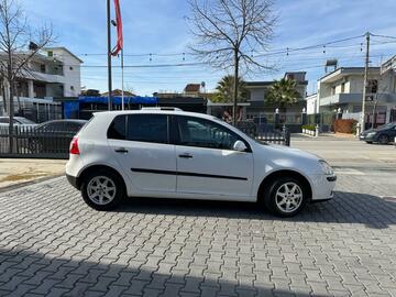 Cars: GOLF 5 AUTOMATIC 