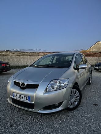 Toyoto auris