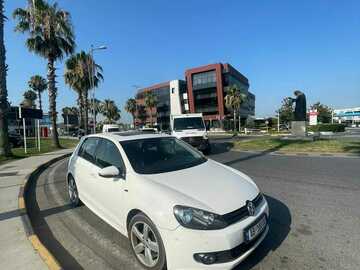 Cars: Volkswagen Golf