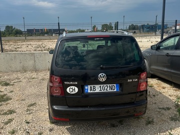 Cars: VW Touran 6+1 AUTOMAT 