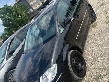 Cars: VW Touran 6+1 AUTOMAT 