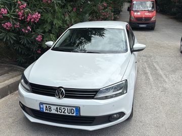 Auto: Volkswagen Jetta