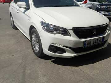 Cars: Peugeot 301  RL