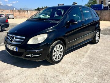 Cars: Copy of Mercedes Benz B Class