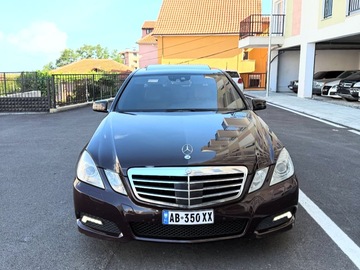 Auto: Mercedes E class