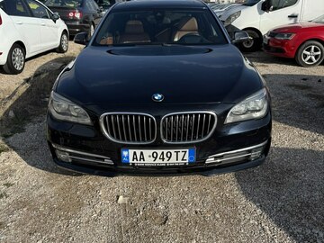 Cars: BMW 7 Series