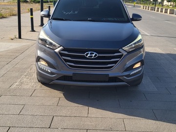 Cars: Hyndai  Tucson 