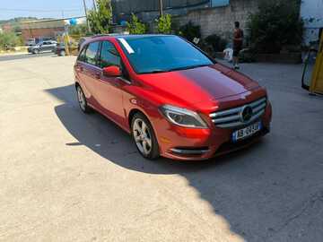 Cars: Mercedes Benz 2014