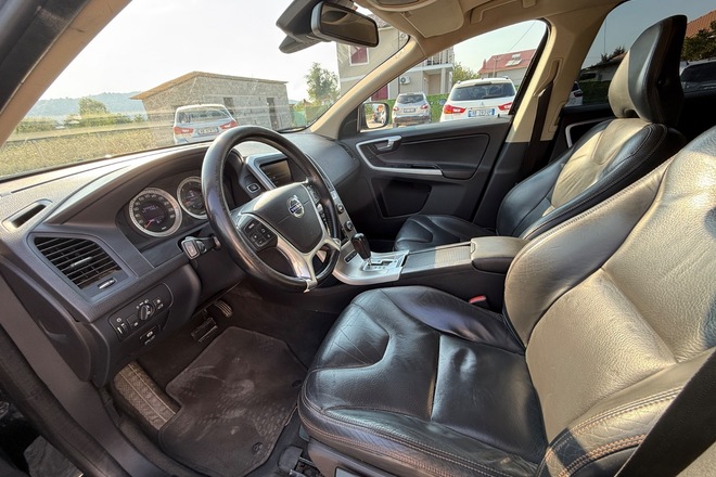 Volvo XC60 Diesel Automatic 603