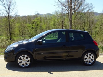 Cars: renault clio
