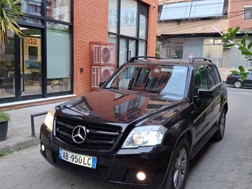 Auto: Mercedez glk