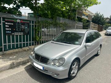 Cars: Mercedes Benz C Class