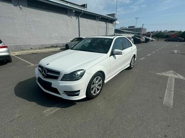 Auto: Benz c200 AB261UG