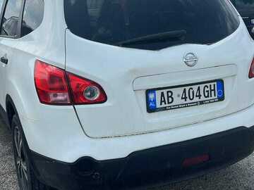 Makina: Nissan Qashqai +2