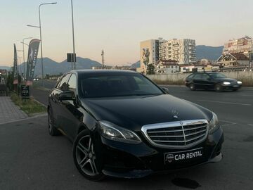 Cars: MERCEDES E CLASS 220