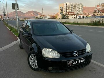 Cars: GOLF 5 NI