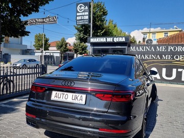 Cars: AUDI A8L 