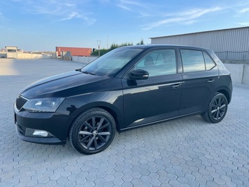 Cars: Skoda Fabia 2015, 1.4 Diesel Automatic Similarly
