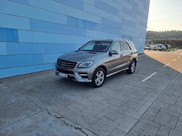 Cars: MERCEDES BENZ  ML350