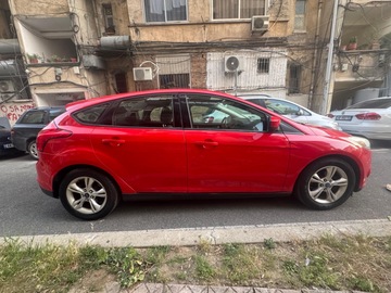 Auto: Ford Focus