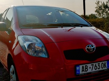Cars: Toyota Yaris