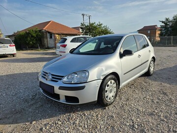 Makina: Volkswagen Golf V