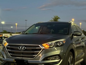 Cars: Hyundai Tucson