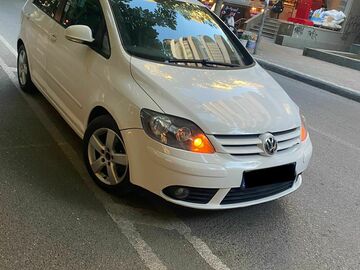 Cars: Volkswagen Golf 5 Plus