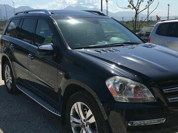 Cars: Mercedez GL Automatic 