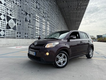 Cars: Toyota Urban Cruiser 1.4 Diesel, 4x4 , AB727UG