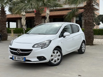 Auto: Opel Corsa White