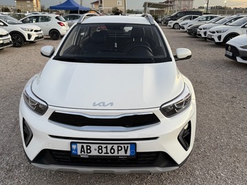Auto: Kia Stonic