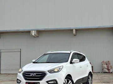 Cars: Hyundai Tucson
