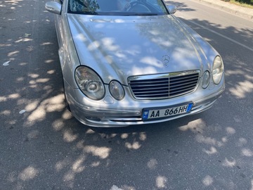 Cars: Benz Mercedes Automatic 