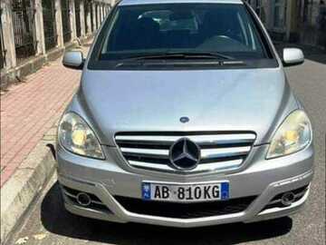 Cars: Mercedes Benz C Class 