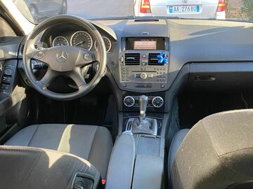 Cars: Mercedes Benz C180