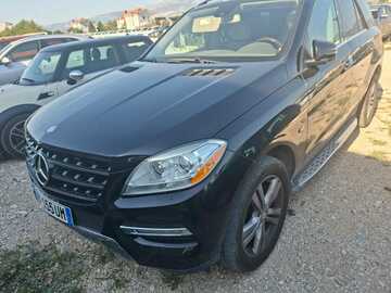 Auto: Mercedes Ml