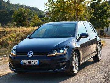 Cars: Golf 7 1.6 TDI Manual