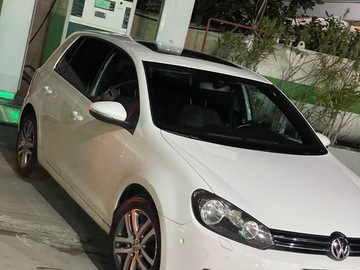 Auto: Golf 6 