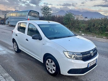 Makina: Dacia Sandero