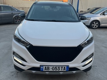 Cars: Hyundai tucson