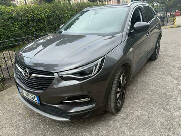 Makina: Opel Grandland