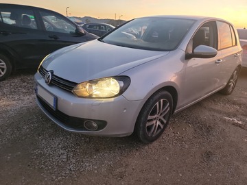 Cars: Volkswagen Golf