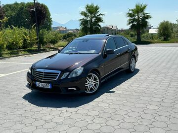 Cars: Mercedes Benz E Class 