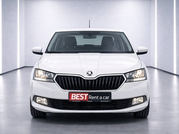 Cars: Skoda Fabia 659