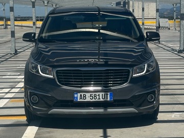 Cars: Kia Carnival 6+3 Seater Automatic