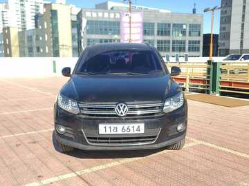 Cars: Volkwagen Tiguan